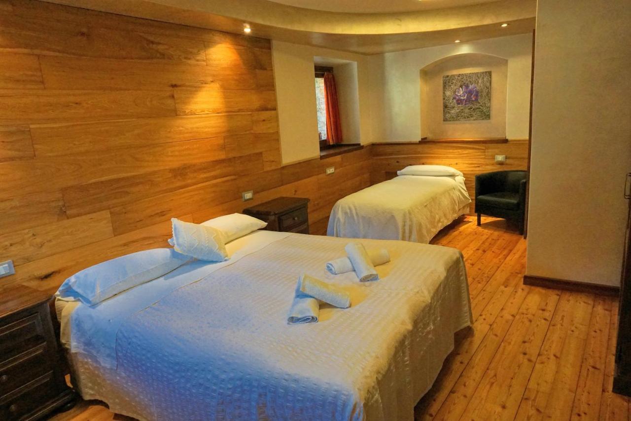 Pensione Albergo Diffuso Ceaglio Valle Maira 마르모라 외부 사진
