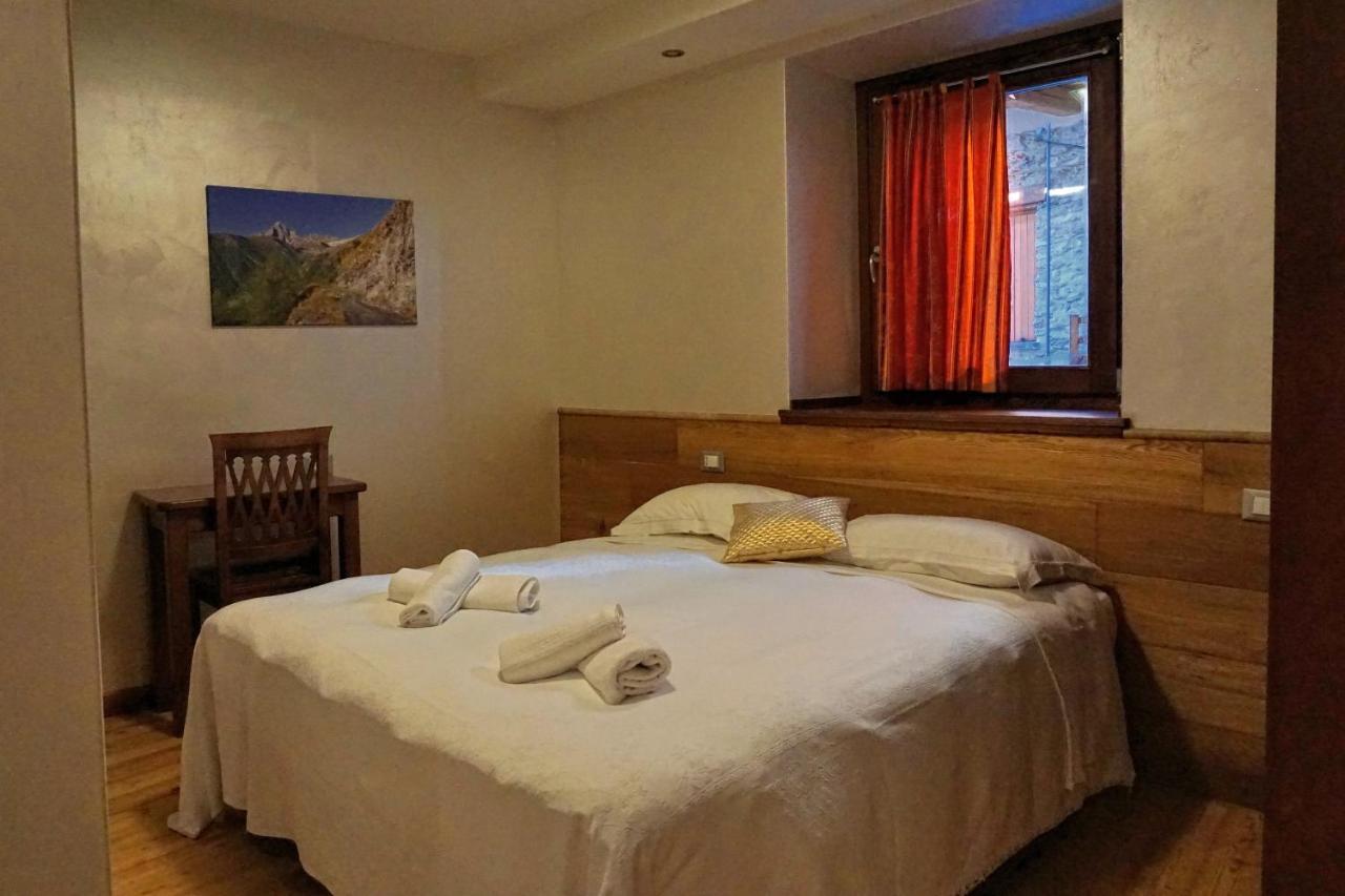 Pensione Albergo Diffuso Ceaglio Valle Maira 마르모라 외부 사진