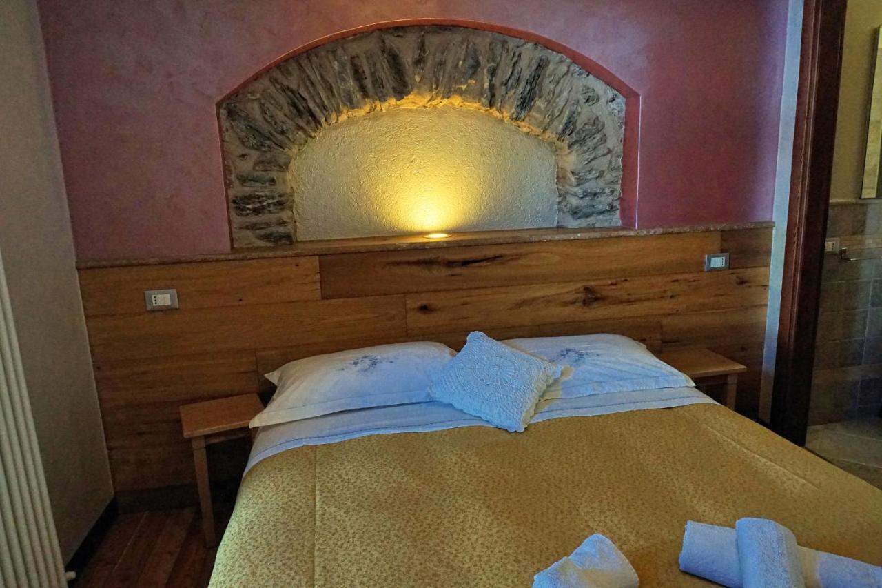 Pensione Albergo Diffuso Ceaglio Valle Maira 마르모라 외부 사진
