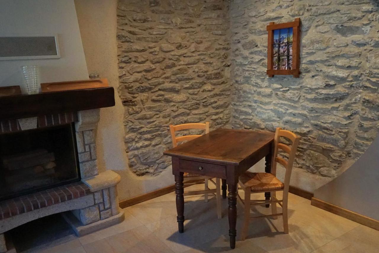 Pensione Albergo Diffuso Ceaglio Valle Maira 마르모라 외부 사진